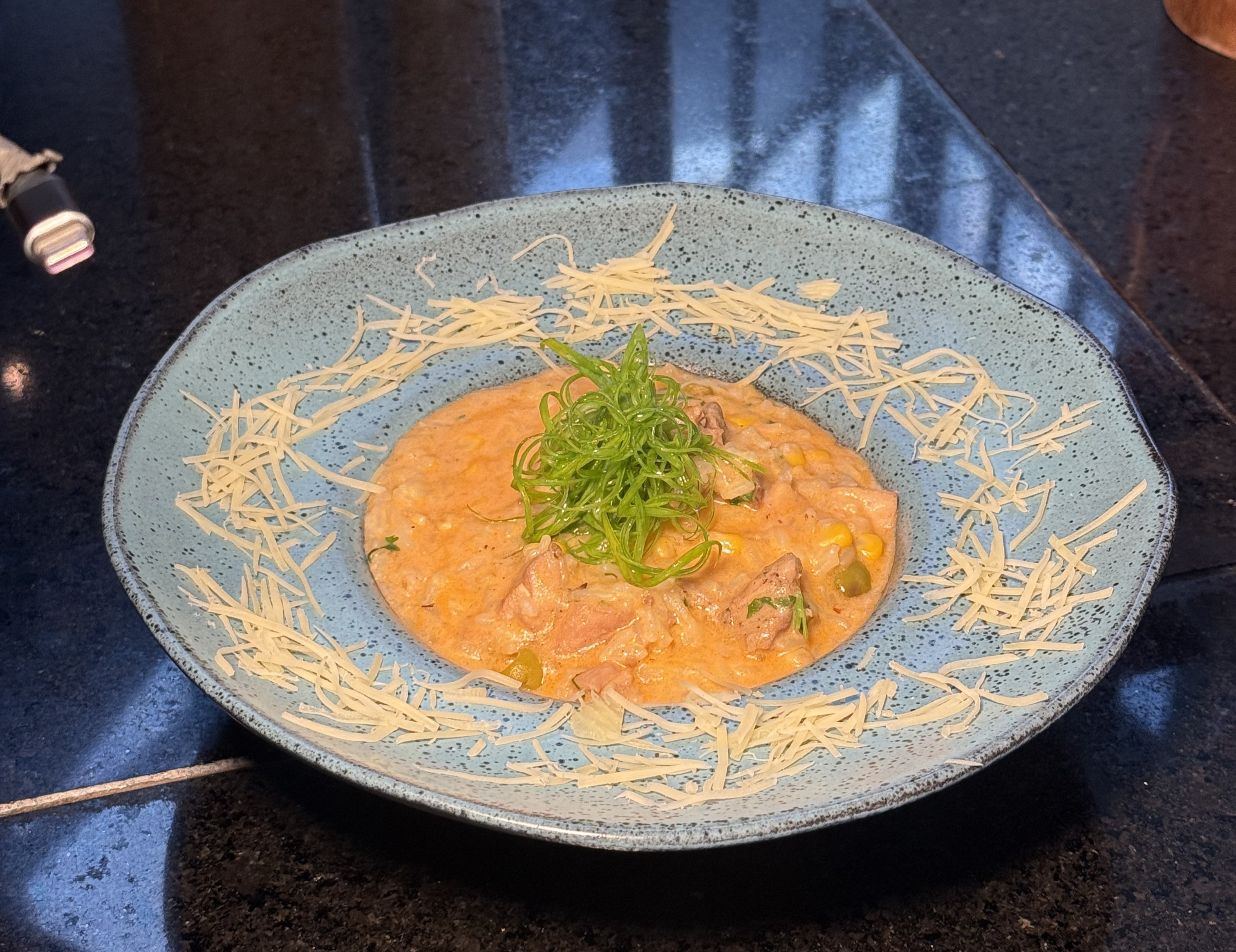 Aprenda a fazer arroz cremoso de frango no programa Chef JPB