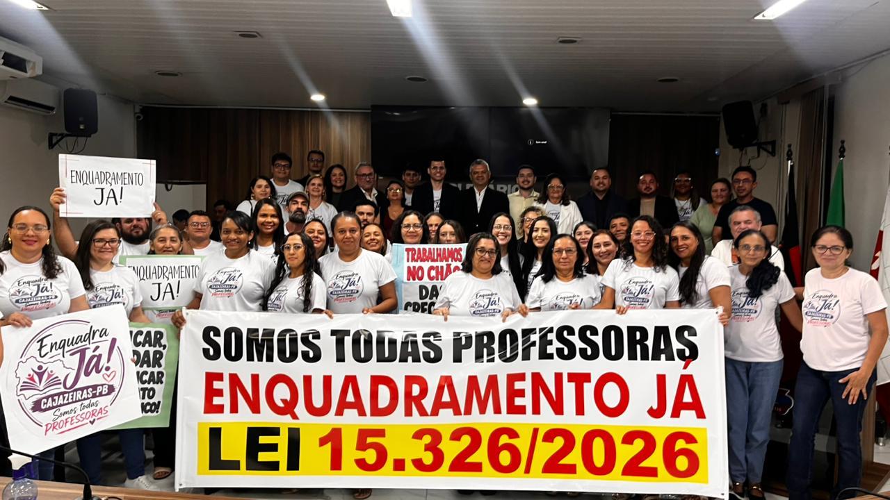 Audiência em Cajazeiras cria comissão e avança no debate sobre enquadramento de monitores no magistério