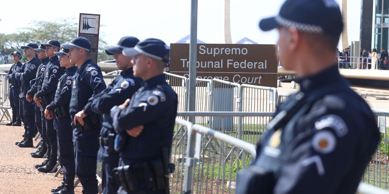Flávio dino cuestiona ato de fachin no supremo tribunal federal