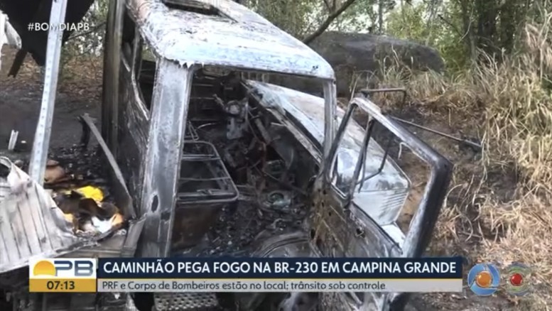 Chuva provoca acidentes na BR-230 entre Campina Grande e João Pessoa