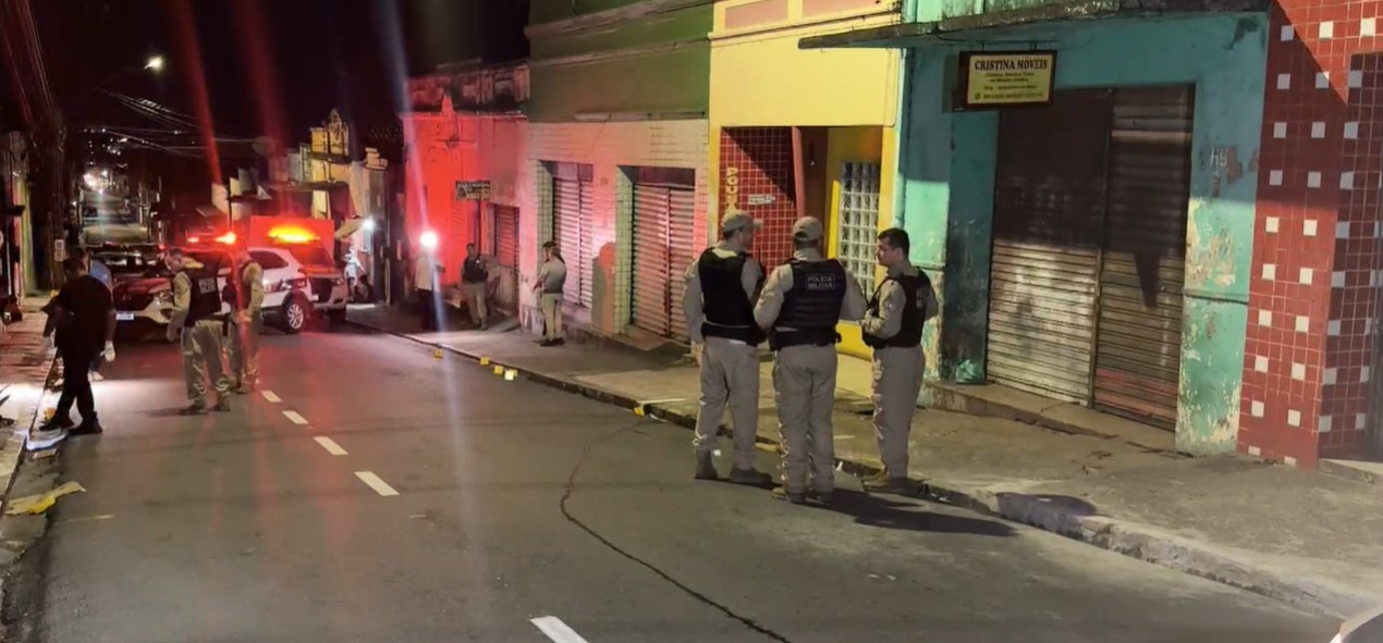 Polícia investiga homicídio em João Pessoa após homem ser atingido por tiros no Centro