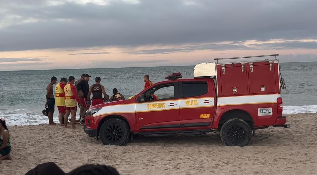 Jovem morre vítima de afogamento em Cabedelo neste sábado