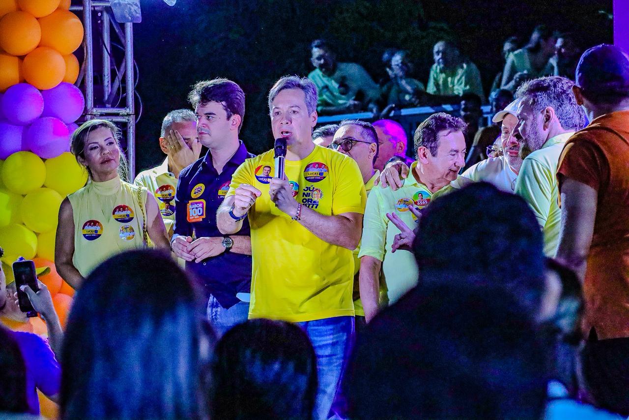 Júnior Araújo participa de plenária em Coremas e debate prioridades do município com população