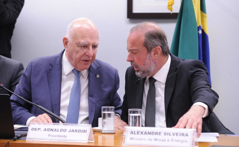 Lei do Combustível do Futuro deve atrair R$ 200 bilhões em investimentos