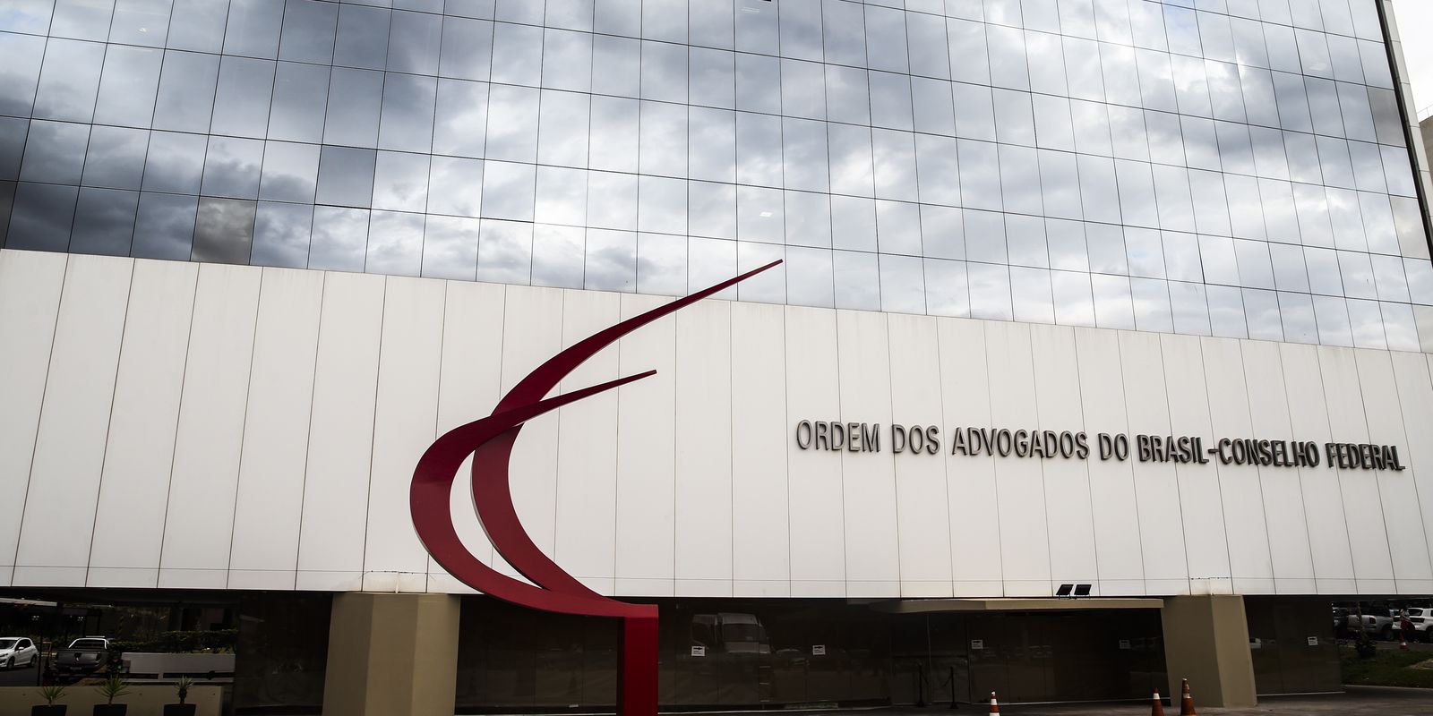 Nova lei amplia a diretoria da OAB e cria cargos executivos