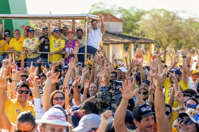 Lucas Ribeiro destaca R$ 259 milhões em obras e ações durante agenda em três cidades do Alto Sertão
