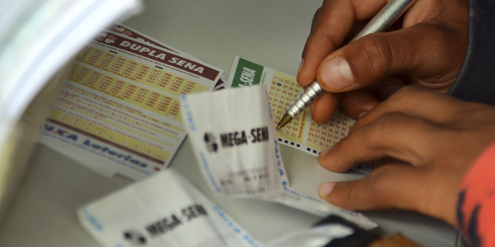 Mega-Sena pode pagar R$ 102 milhões nesta quinta-feira