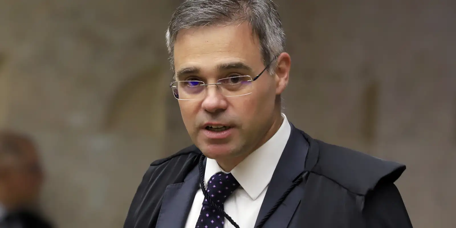 André Mendonça homologa delação de doleiro sobre filme de Jair Bolsonaro