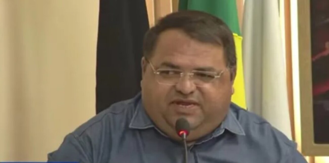 Vereador defende que prefeito cobre votos de servidores contratados na Paraíba