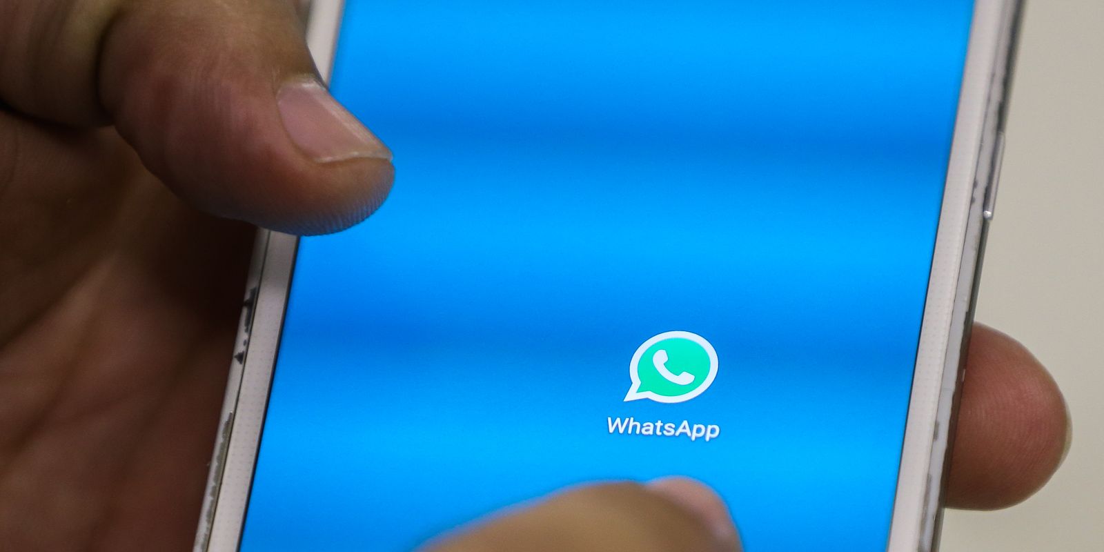 WhatsApp lança ferramentas de controle parental no Brasil para adolescentes
