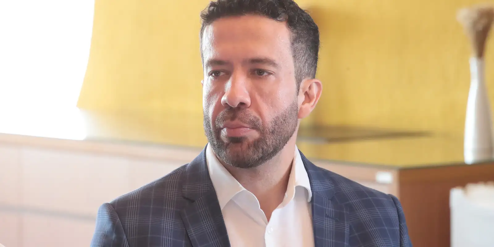 André Janones recebe alta hospitalar após tratamento de arritmia cardíaca