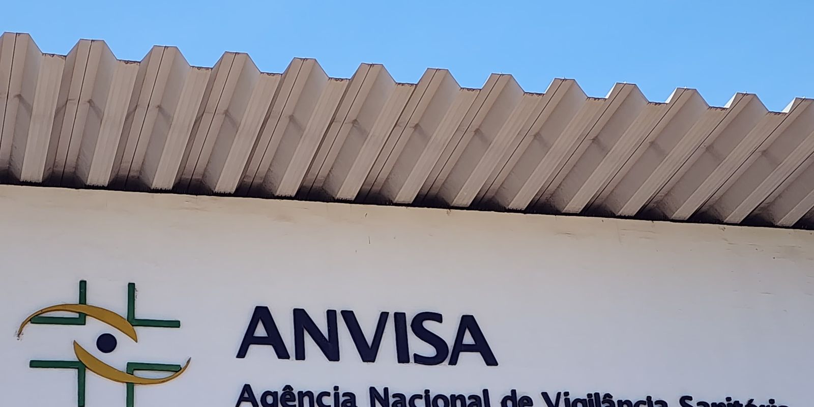 Anvisa proíbe suplementos alimentares de procedência irregular e desconhecida