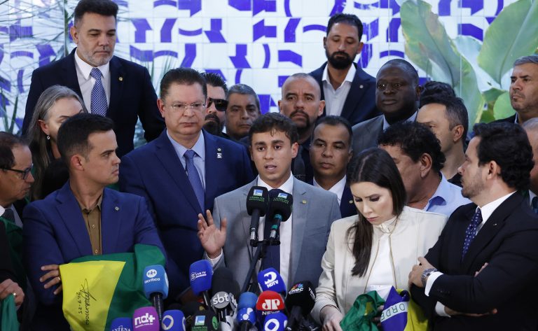 Bancada de deputados federais renova cadeiras na Câmara dos Deputados