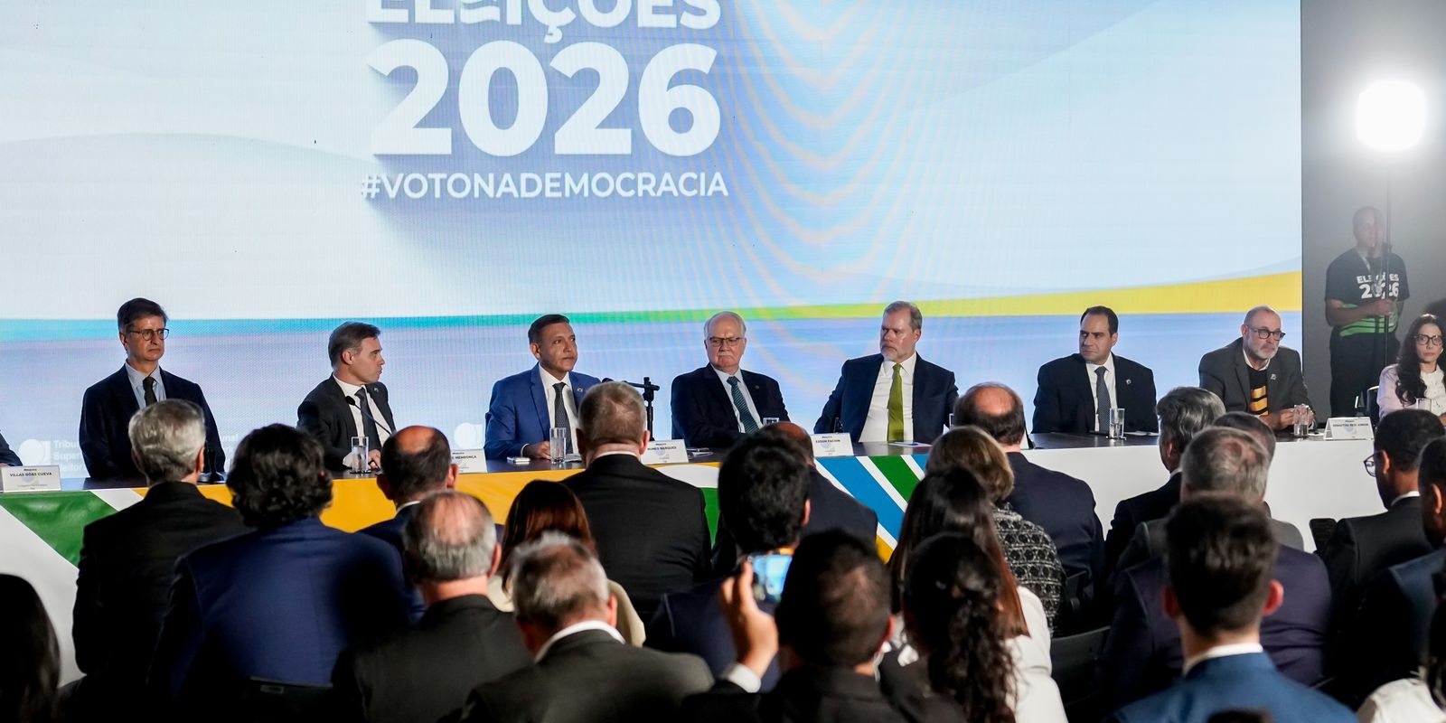 Congestionamento de dados no TSE causou atraso na apuração das eleições
