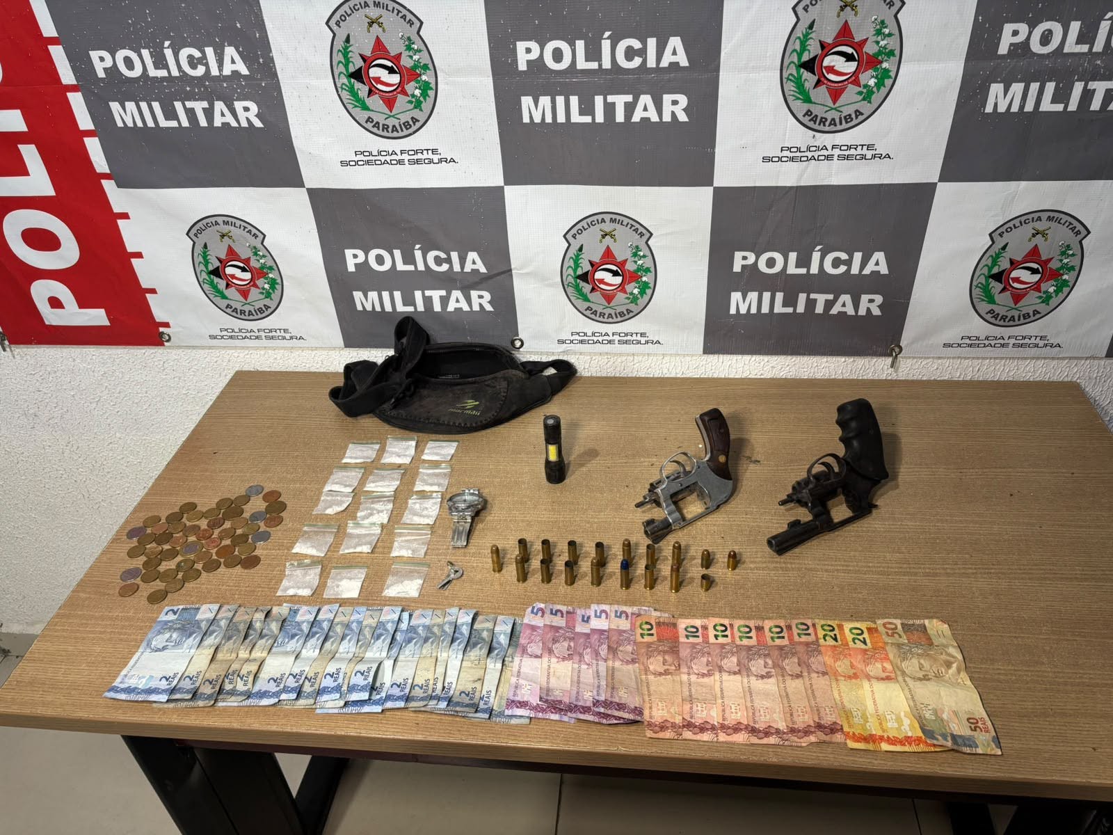 Dois suspeitos morrem em confronto com a PM em João Pessoa