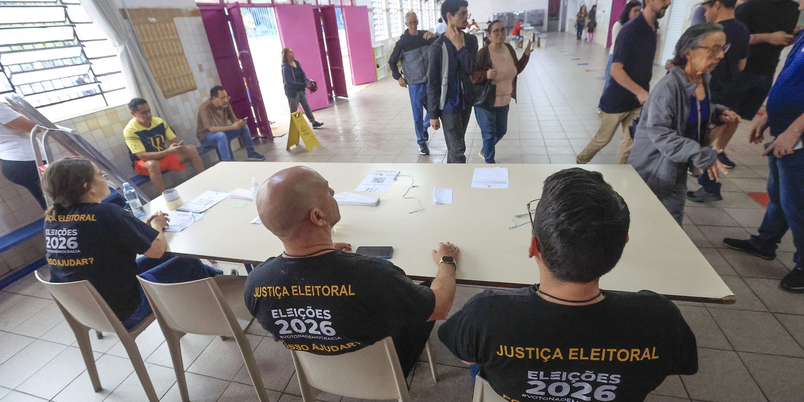 Maioria das urnas em são paulo fechou antes da prorrogação