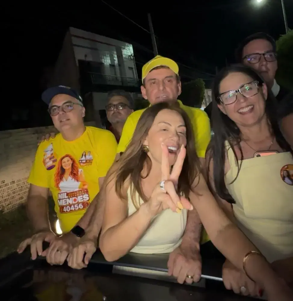 Nil Mendes é eleita deputada estadual com 42.488 votos na Paraíba e comemora vitória ao lado de Chico Mendes