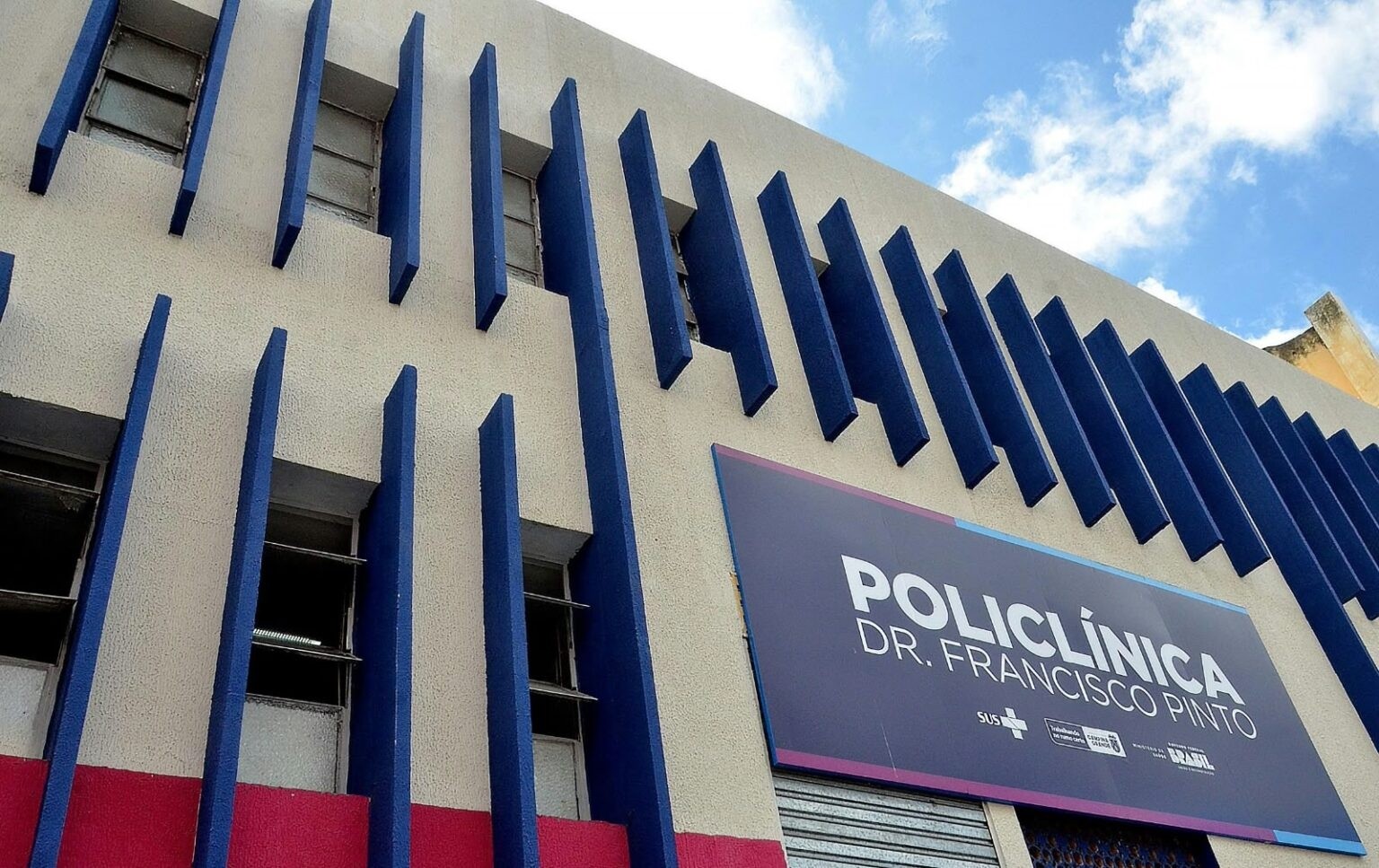 Policlínica em Campina Grande reduz expediente após novo furto