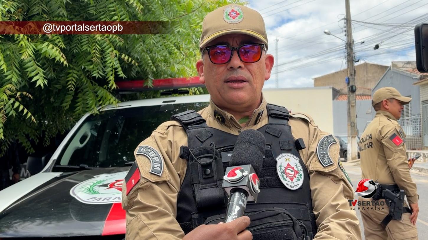Subtenente Betâneo, Choque, Cajazeiras, São José de Piranhas, PB-400, assalto, joalheria, prisão, Polícia Militar, Mossoró, suspeitos, armas apreendidas, Sertão da Paraíba.