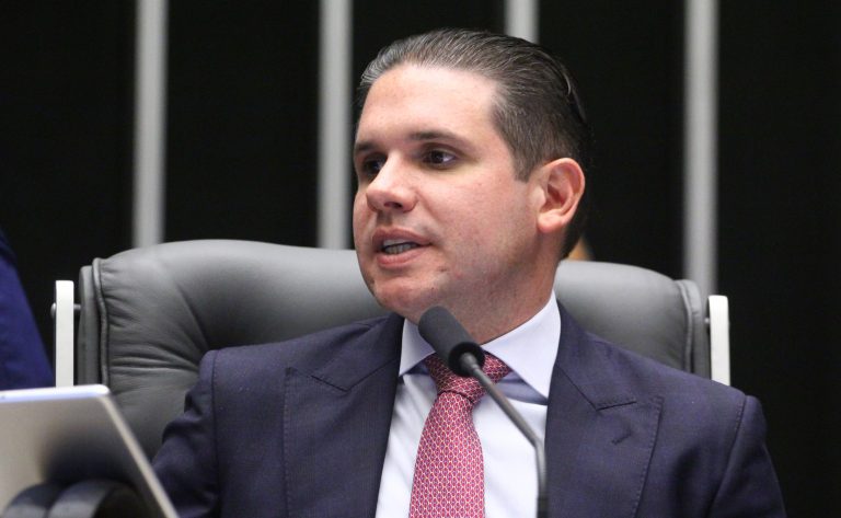 Hugo Motta cobra equilíbrio e resultados concretos na Câmara dos Deputados