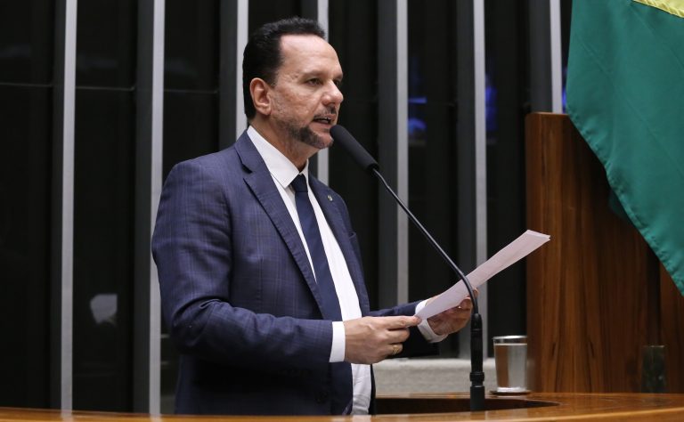 Novo projeto de lei busca reduzir burocracia e integrar dados públicos