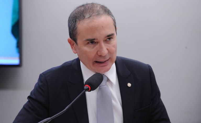 Proposta proíbe a inserção de anúncios em planos de streaming pagos