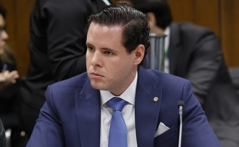 Projeto de lei proíbe perdão e benefícios para crimes contra crianças