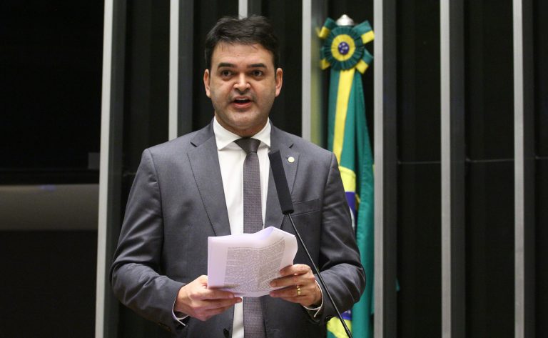 Projeto de lei quer incluir Move Brasil no crédito para representantes comerciais