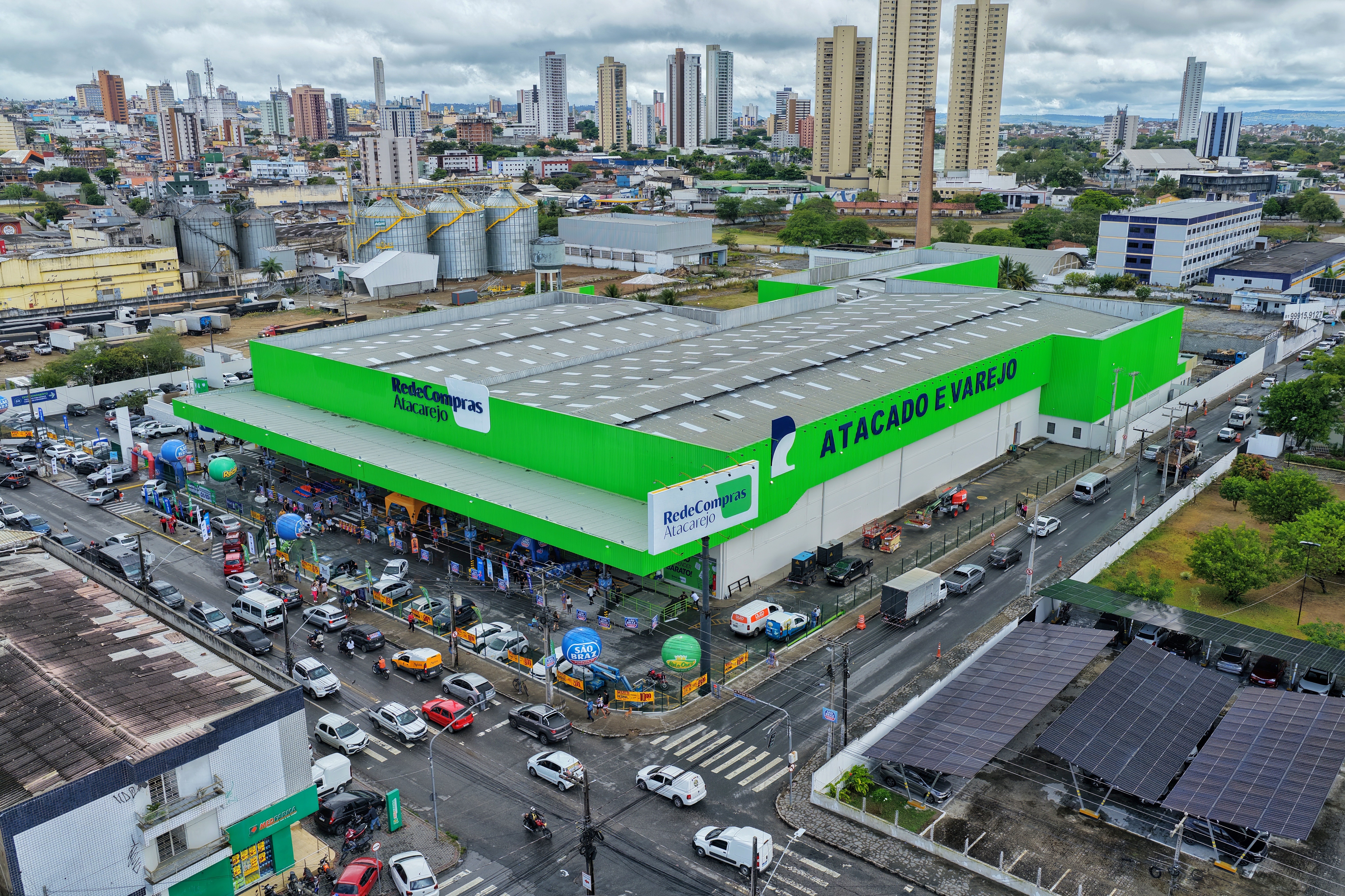 RedeCompras Atacarejo inaugura terceira loja em Campina Grande