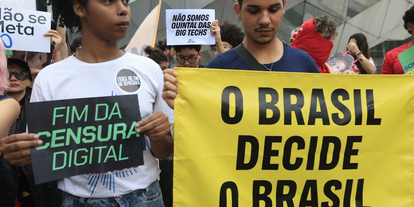 Sociedade civil entrega nota ao TSE contra censura nas redes sociais