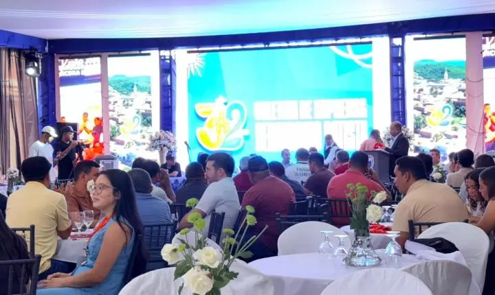 Aldo Andrade apresenta balanço da gestão durante celebração dos 32 anos de Bernardino Batista