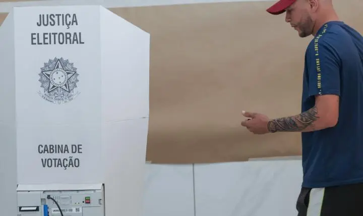 Uso da colinha para votar garante precisão e evita anulação do voto