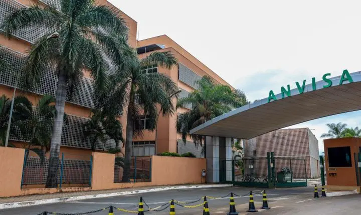Anvisa ordena apreensão de Phesgo falsificado para câncer de mama