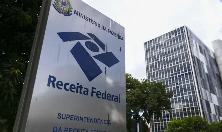 Arrecadação federal atinge recorde histórico em abril com mais de R$ 278 bilhões