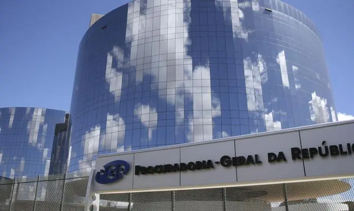Associação de procuradores apela por moderação frente à crise no STF