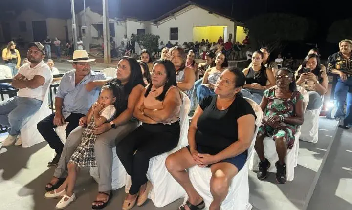 Bernardino Batista entrega reforma e nova praça de R$ 150 mil na comunidade do Cafundó