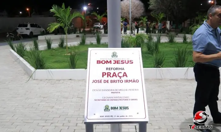 BOM JESUS CELEBRA NOVAS CONQUISTAS COM ENTREGA DA COLÔNIA DE PESCADORES E REVITALIZAÇÃO DE PRAÇA PÚBLICA