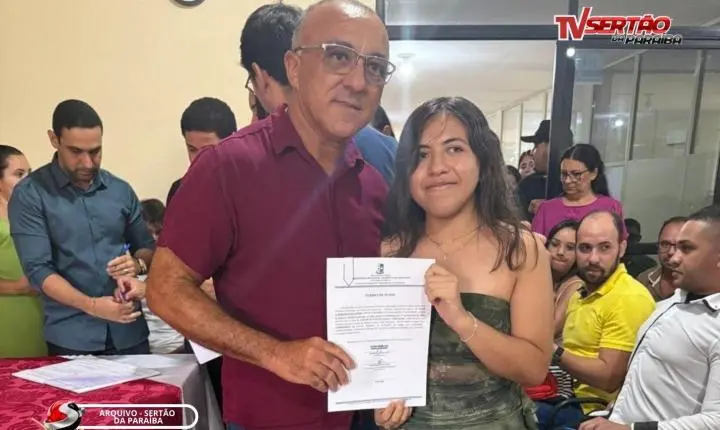 Bonito de Santa Fé fortalece gestão pública com posse de novos servidores efetivos para diversas áreas