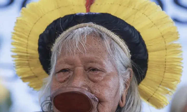 Cacique Raoni apresenta melhora, mas segue em estado grave na UTI
