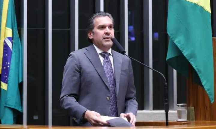Câmara aprova exceções às regras fiscais para despesas e incentivos de 2026