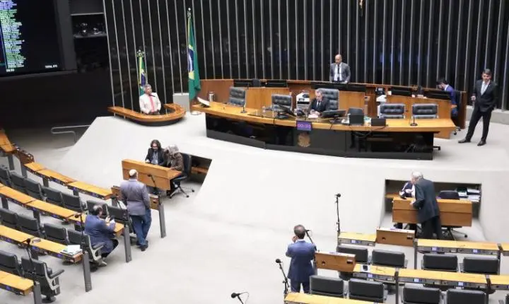 Câmara dos Deputados aprova MP que altera benefício fiscal para importadores de cacau