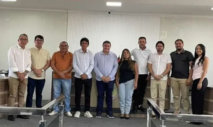Câmara de Carrapateira aprova homenagens que conectam novos equipamentos públicos à história do município