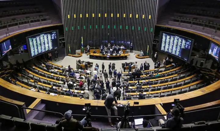 Câmara dos Deputados inicia debate sobre exploração de minerais críticos