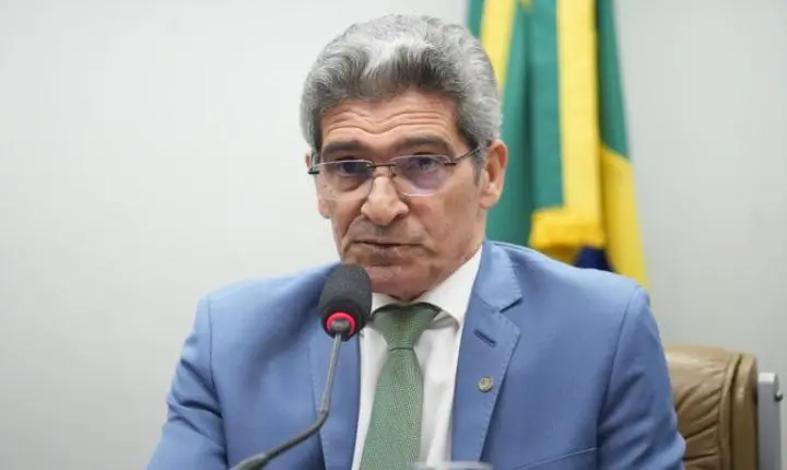 Comissão da Câmara aprova acúmulo de seguro-defeso com trabalho temporário de até um salário mínimo