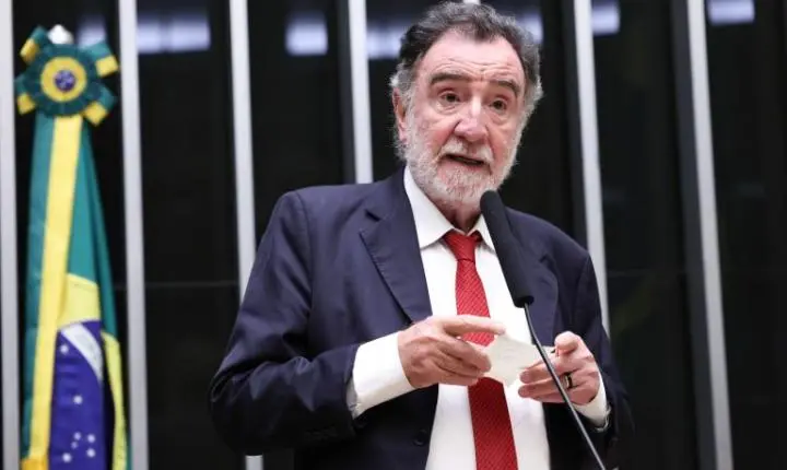 Comissão de Educação define normas para colação de grau antecipada em universidades