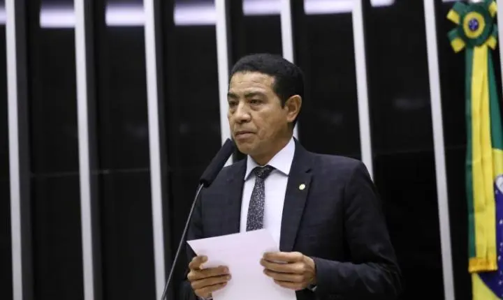 Comissão avança com política de inclusão digital para idosos