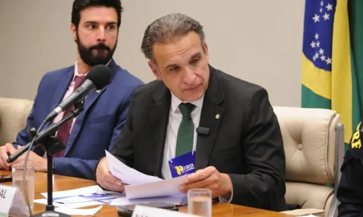 Comissão da Câmara aprova novas regras para negociação de dívidas no setor de energia elétrica