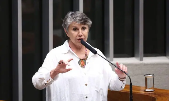 Comissão da Câmara discute projeto para valorização das mulheres na infraestrutura nacional
