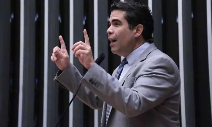 Comissão aprova validade indeterminada para credencial de estacionamento de pessoa com deficiência permanente