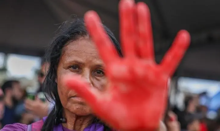 Comissão mista discute tecnologia e proteção no combate à violência contra a mulher